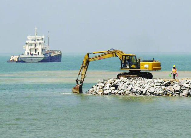 $1.4bn port city project: Lanka seeks compromise