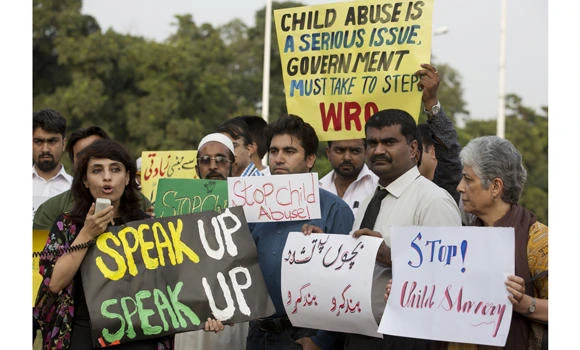 Pedophilia scandal shocks Pakistan; families angry at police