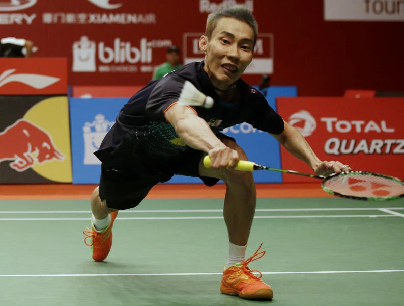 Lee, Chen brush aside rivals at badminton worlds