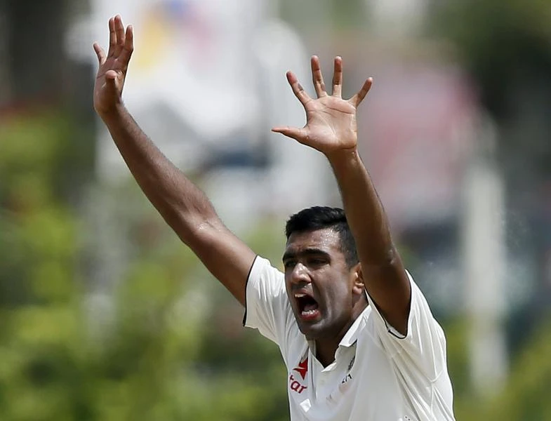 Sri Lanka 183 all out in first India cricket Test