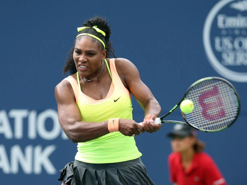 Serena shakes off rust; Bouchard woes continue at Rogers Cup