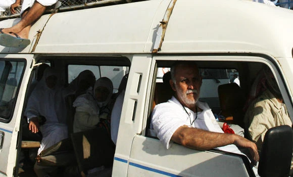 Drivers violating Haj rules face tough action