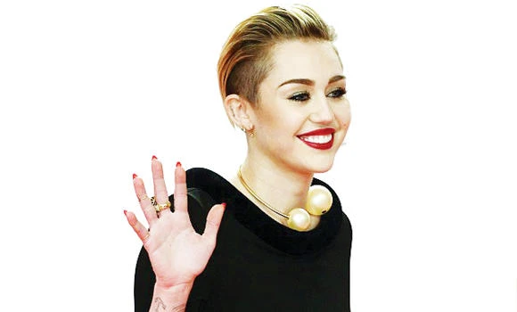 Playing Hannah Montana gave Cyrus ‘body dysmorphia’