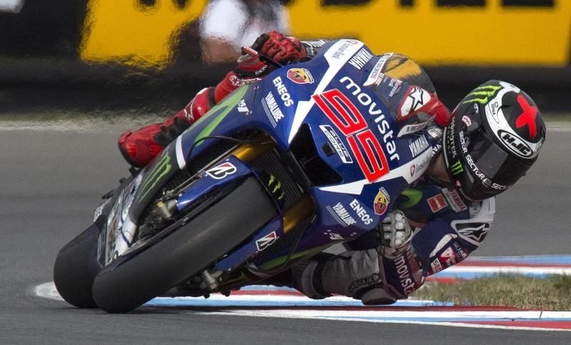 Lorenzo grabs MotoGP pole at Brno