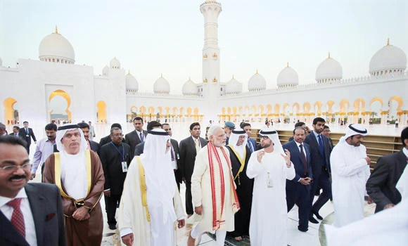 Modi kicks off UAE visit with mosque tour in conciliatory gesture to Muslims