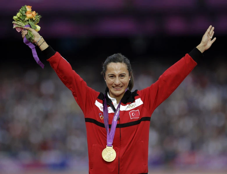 Alptekin stripped of Olympic 1,5000-m gold for doping