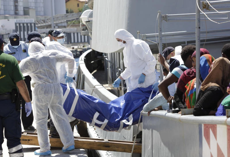 Migrant found dead in Mediterranean; 354 rescued