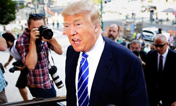 Trump tops Republican field: Poll