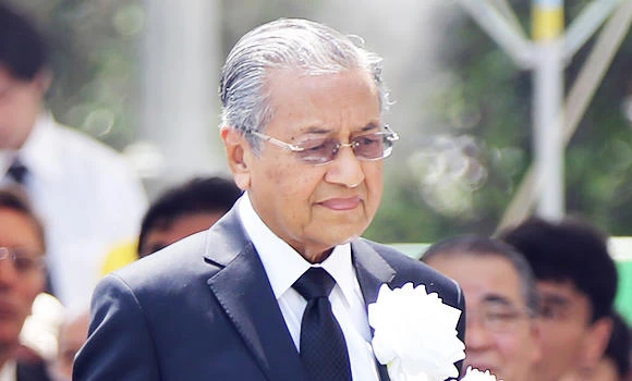Mahathir calls for no-confidence vote against Najib