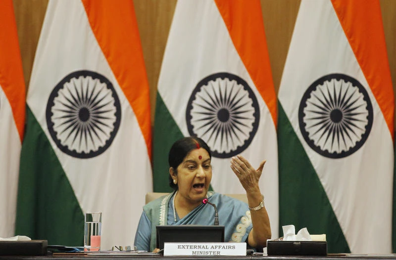 India issues midnight ultimatum to Pakistan over talks