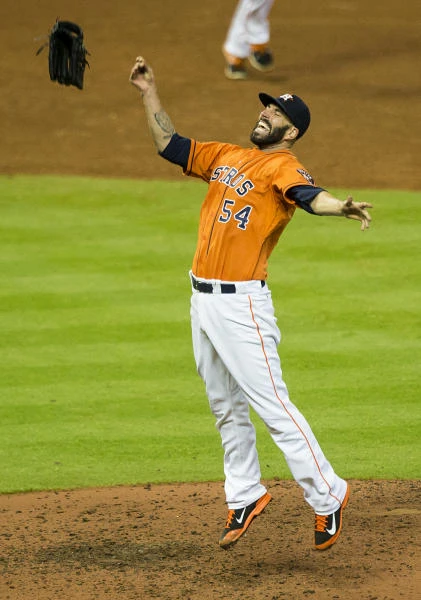 Fiers no-hitter leads Astros to 3-0 win over Dodgers