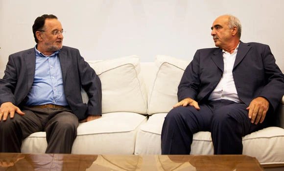 Greek political leaders row over snap election