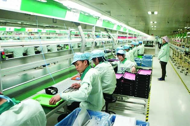 Fears of weakening China growth hits global economy