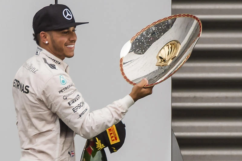 Hamilton captures Belgian Grand Prix from pole