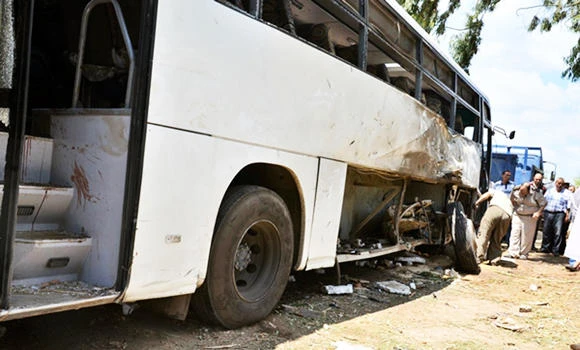3 Egyptian policemen die in blast; 33 injured