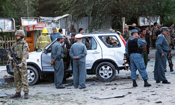 Militants strike tribal area checkpoints; 11 dead