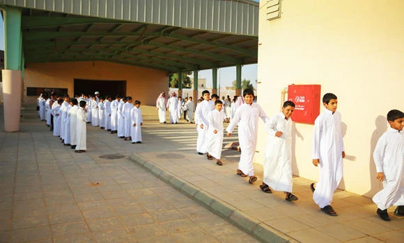 No canteens see students go hungry