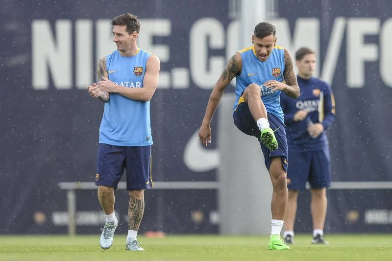 Neymar may make Barca return against Malaga