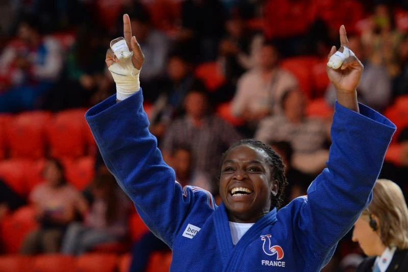 Emane resists youth surge as Umeki keeps Japan dominating