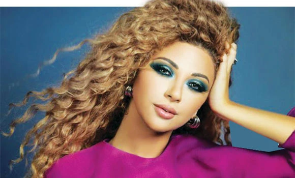 Myriam shows off anniversary gift