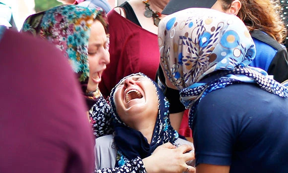 Violence claims five lives in Turkey