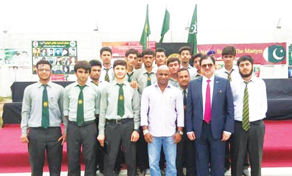 Sri Lankan cricket star pays tribute to Pak terror vicitims