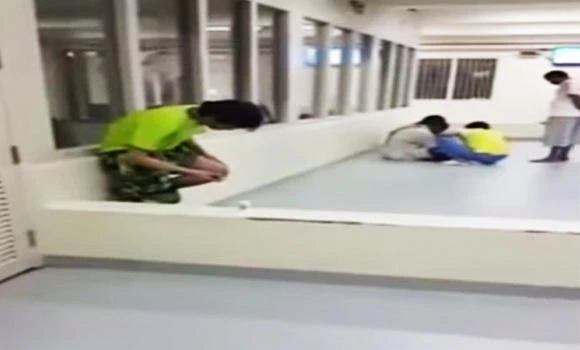 Jeddah jail chief dismissed after video goes viral