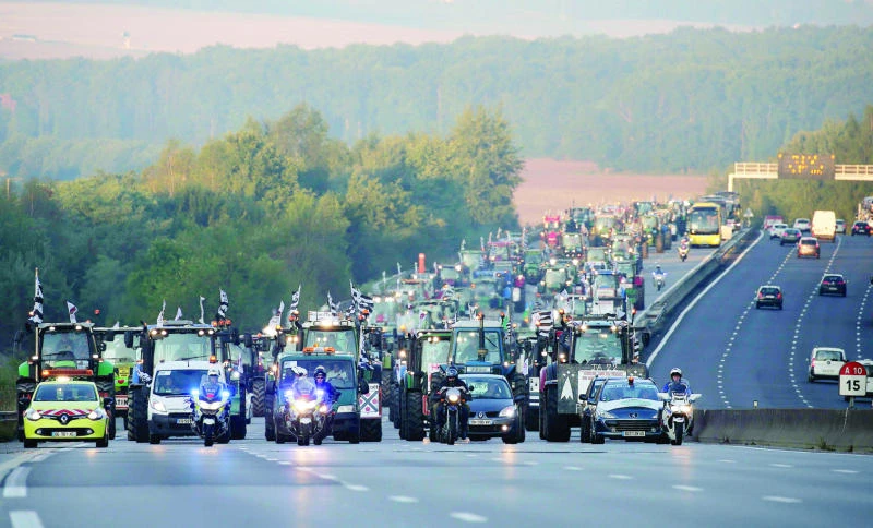French farmers hold massive tractor protest
