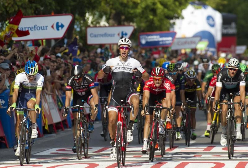 Van Poppel takes Vuelta stage 12; Froome withdraws