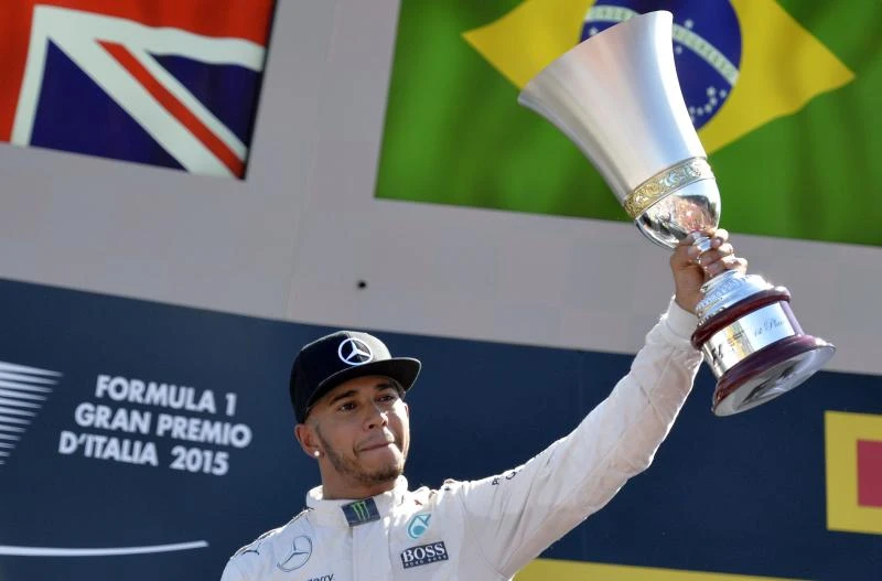 Hamilton notches wire-to-wire victory at Italian Grand Prix