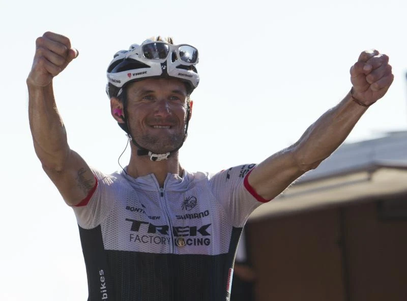 Schleck takes brutal Vuelta stage