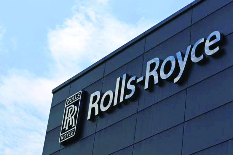 Rolls-Royce aims to widen appeal with new convertible
