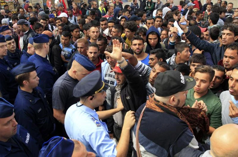 Germany says has financial firepower to cope with refugees