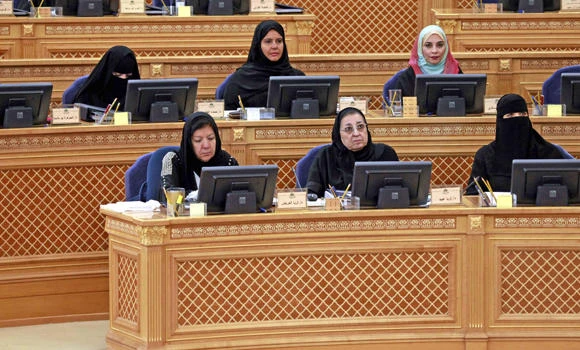 Shoura members want MoI hand in hiring of foreign workers