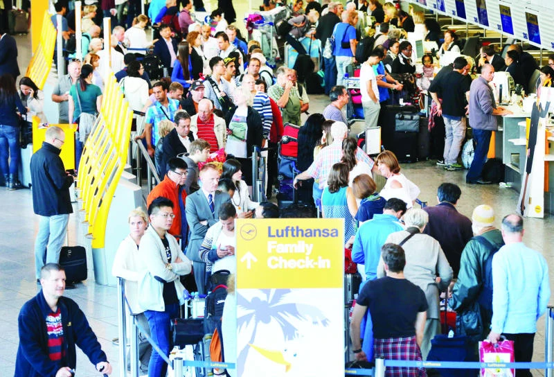 Court orders Lufthansa pilots to halt strike, 140,000 passengers grounded
