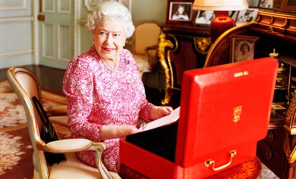 Elizabeth II marks record reign with little fanfare