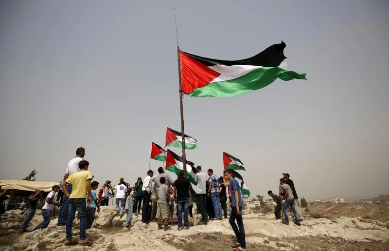 Abbas hails ‘just’ vote to raise Palestinian flag at UN