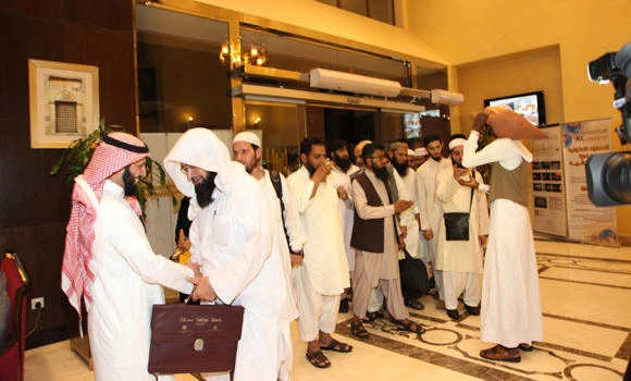 Efforts to secure visas for king’s Haj guests stepped up