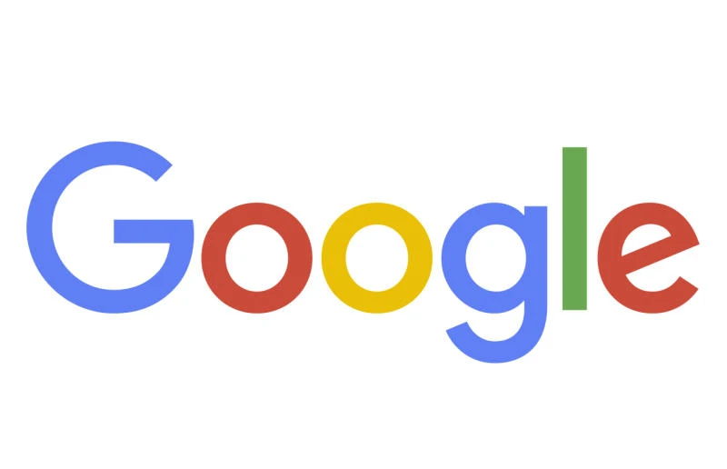 Google names auto veteran to lead self-driving car push