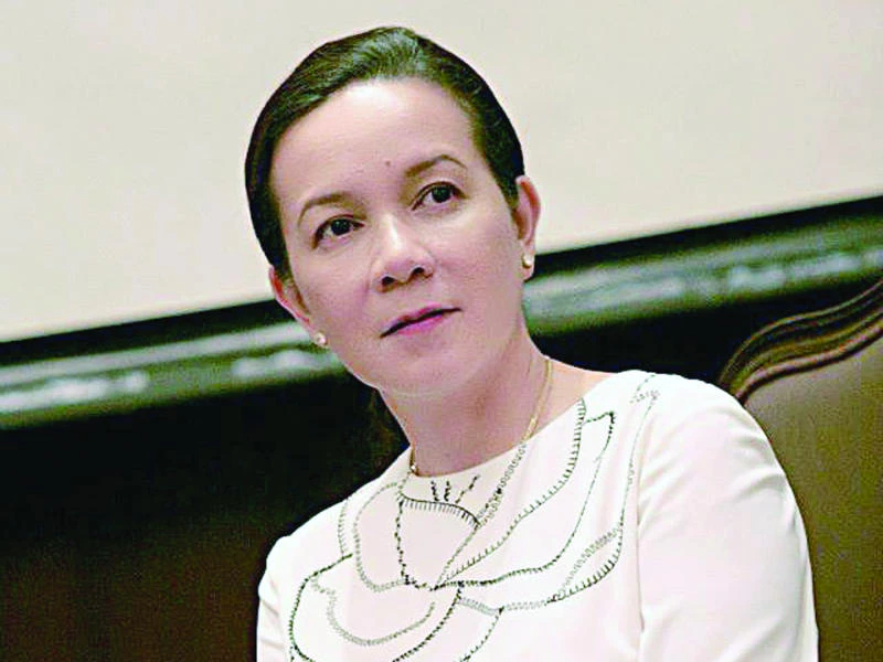 Philippine film star’s daughter set for presidential bid