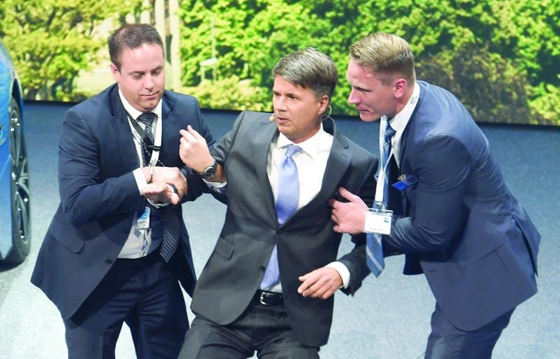 BMW boss faints at press conference