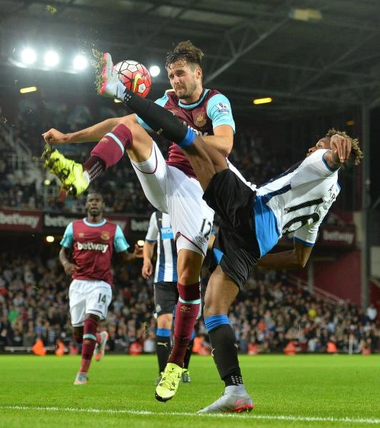 Newcastle bottom after defeat at West Ham