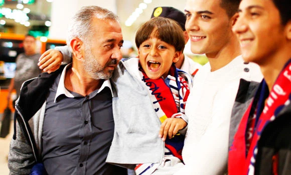 Tripped refugee now football coach in Spain