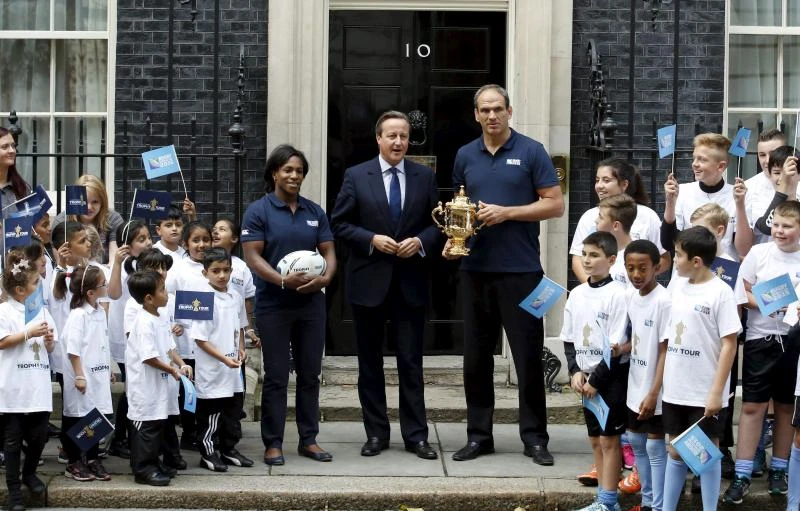 Hosts England hopes to deliver on feverish expectation