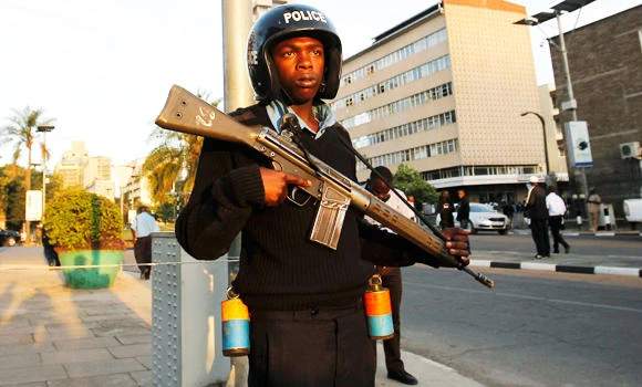Kenya raids ship suspected of carrying drugs, arms