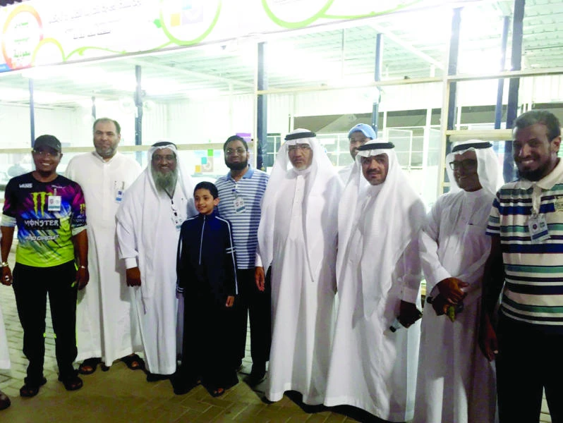 200 Saudis deployed to cut hair