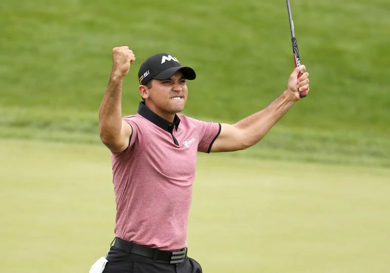Surging Day 5 clear at BMW Championship