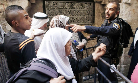 Zionists arrest 39 after Jewish provocation at Al-Aqsa Mosque