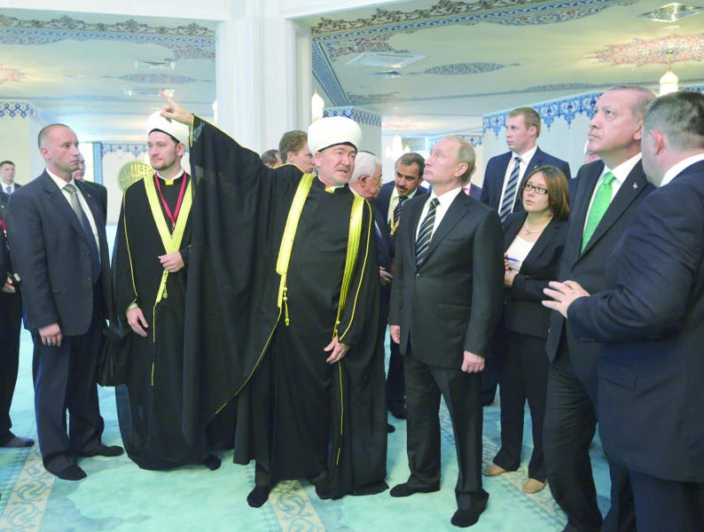 Putin opens huge mosque in Russian capital