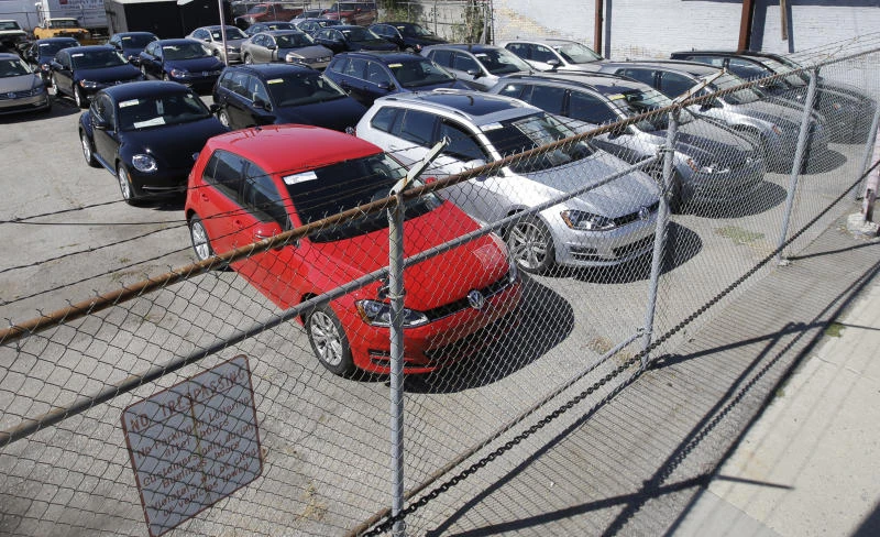 EU regulators urge all nations to investigate car ‘defeat’ devices